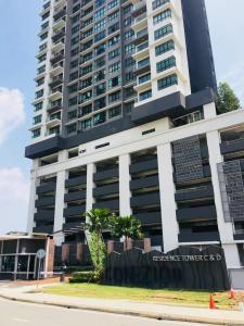 普特拉贾亚Conezion IOI Putrajaya (Rustic Suite, 3 Bedrooms, 2 Baths, WiFi, Pool & City View) by MRK的相册照片