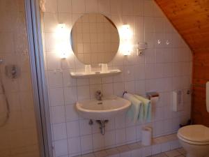Hotel-Pension Stöber的一间浴室