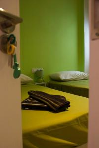 颜色客房酒店客房内的一张或多张床位