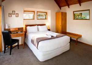 特瓦讷卡旅馆客房内的一张或多张床位