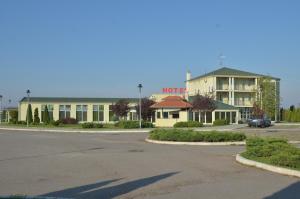 斯梅代雷沃Hotel Dragović Smederevo的相册照片