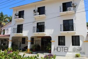 圣克鲁斯华特库Hotel Arrecife Huatulco Plus的相册照片