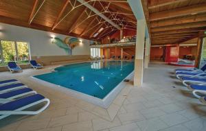 穆劳附近圣洛伦岑Nice Home In St Georgen Am Kreischb, With Sauna, Wifi And Indoor Swimming Pool的相册照片