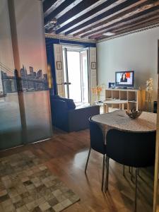 马德里Apartamento MADRID CENTRO GRAN VIA - CALLAO的相册照片