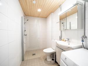 First Aparthotel Comet的一间浴室