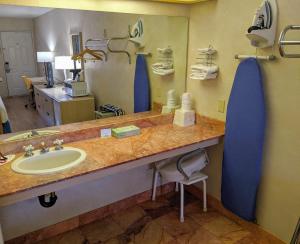 贝斯特韦斯特布尔海德城市酒店的一间浴室