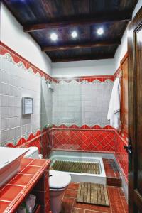 赫尔铭达多纳乡村度假屋的一间浴室