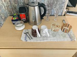 Apartmán Stursovka的咖啡和沏茶工具