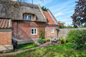 诺里奇Thatch Cottage - luxury Norfolk Hideaway的相册照片