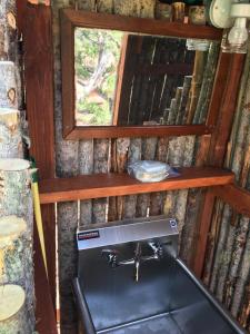 TijerasThe Chi-Treehouse at Sunny Mellow Eco Villa的相册照片