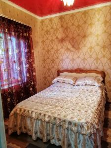 Посуточная аренда в центре Кропивницкого客房内的一张或多张床位
