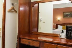 马丹比亚埃尔莫萨贝斯特韦斯特酒店的一间浴室