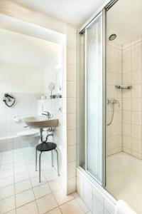 Hotel Landgasthof zum Pflug的一间浴室