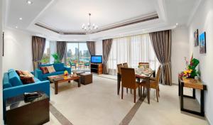 沙迦奥玛扎兹普莱米尔酒店式公寓的相册照片
