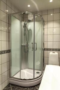 Forenom Serviced Apartments Bergen City的一间浴室