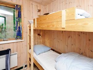 EngesvangThree-Bedroom Holiday home in Silkeborg 7的相册照片