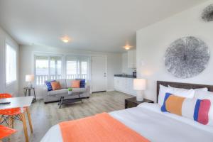 OCEAN SHORES RESORT - Brand New Rooms客房内的一张或多张床位