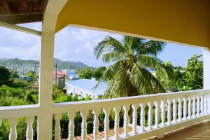 格罗斯岛Tropical Breeze Vacation Home and Apartments的相册照片