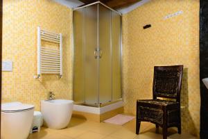 卢切拉慕罗托尔朵旅馆的一间浴室