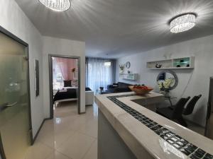 尤斯托尼莫斯基DWIE SOSNY-Apartament Morski Kryształ - 365PAM的相册照片