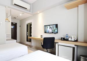 加拉旺BATIQA Hotel & Apartments Karawang的相册照片