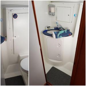 波尔蒂芒bateau d hôte的浴室的两张照片,配有卫生间和水槽
