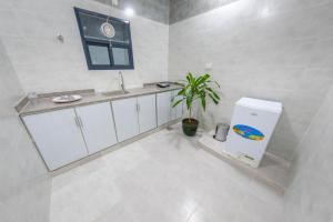 Al Sqlawi Hotel Apartment的一间浴室