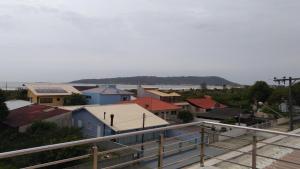 帕罗卡Praia da Pinheira, alto padrão, 5 dormitórios, 4 BWC, climatizada 150 m praia的相册照片