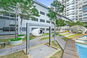 普崇Puchong Skypod Residence, 1-5 pax with Balcony Unit, Walking Distance to IOI Mall, 10min Drive to Sunway的相册照片