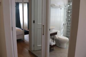 佩纳巴康德酒店的一间浴室