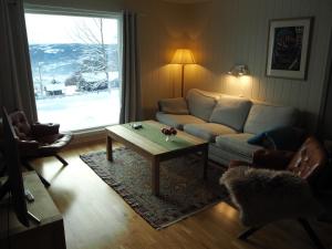 Cabin with great view close to town and ski area平面图