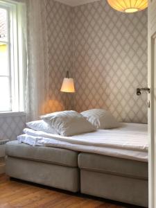 Strandvillan Ljugarn客房内的一张或多张床位
