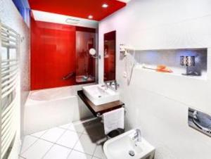乔泊科健康酒店的一间浴室
