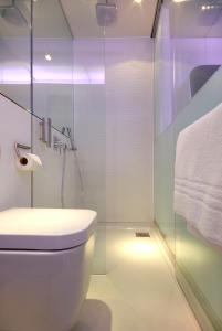 阿姆斯特丹史基浦优特艾尔过境酒店的一间浴室