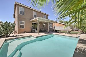 嘉年Goodyear Home with Pool, 2 Mi to Goodyear Ballpark的相册照片