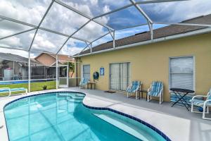 基西米Sunny Kissimmee Retreat with Pool, Near Disney!的相册照片