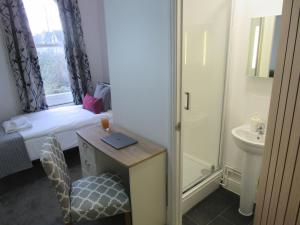 The Tas Suites - Tas Accommodations的一间浴室