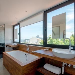 Villa Paranaguá Hotel & Spa - Boutique Hotel的一间浴室