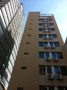 布宜诺斯艾利斯阿巴斯托布宜诺斯艾利斯酒店的两座彼此相邻的高楼