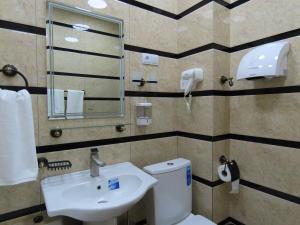 Primestay Samarkand Residences的一间浴室