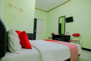 图隆阿贡OYO Life 2508 Alba Suites Homestay Syariah的相册照片