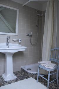 加斯特维奇别墅度假酒店的一间浴室