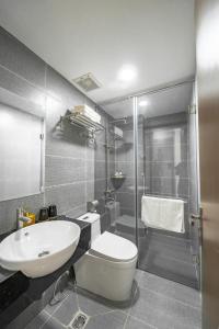 Larosa Hotel Nha Trang的一间浴室