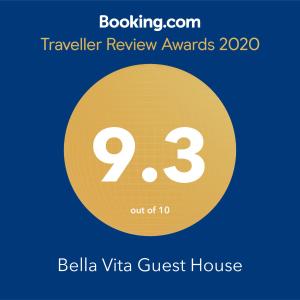 科隆贝拉维塔旅馆的黄色圆圈,有9个,文本旅行审查奖