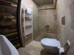 Adventure Inn Cappadocia的一间浴室