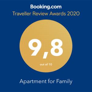 克里皮吉Apartment for Family的黄圈,带文本旅行审查奖给家庭的任命