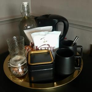 Franklin Mount Boutique Guesthouse的咖啡和沏茶工具
