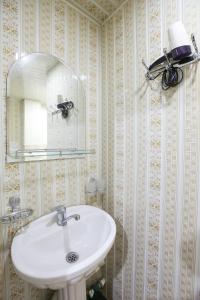 Bukhara Star Guest House的一间浴室
