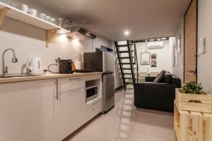 曼谷S1 Large Duplex Silom 3 Beds, Full Kitchen WIFI的相册照片