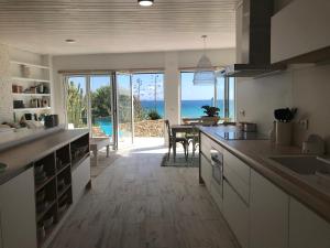 博罗尼亚Alma De Bolonia Casa con encanto en primera linea de playa Bolonia Cadiz的相册照片